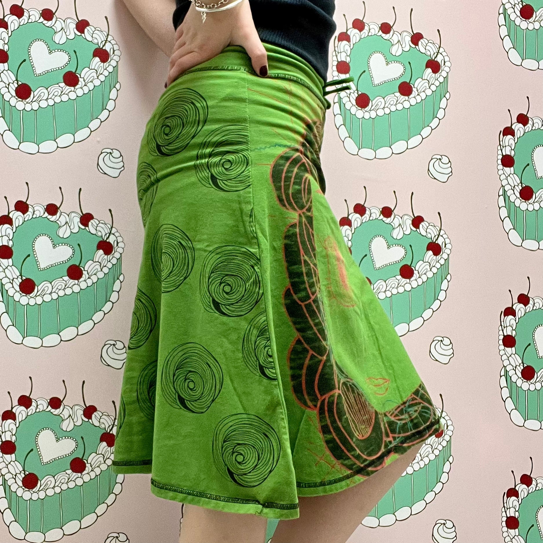 Green Face Graphic Skirt