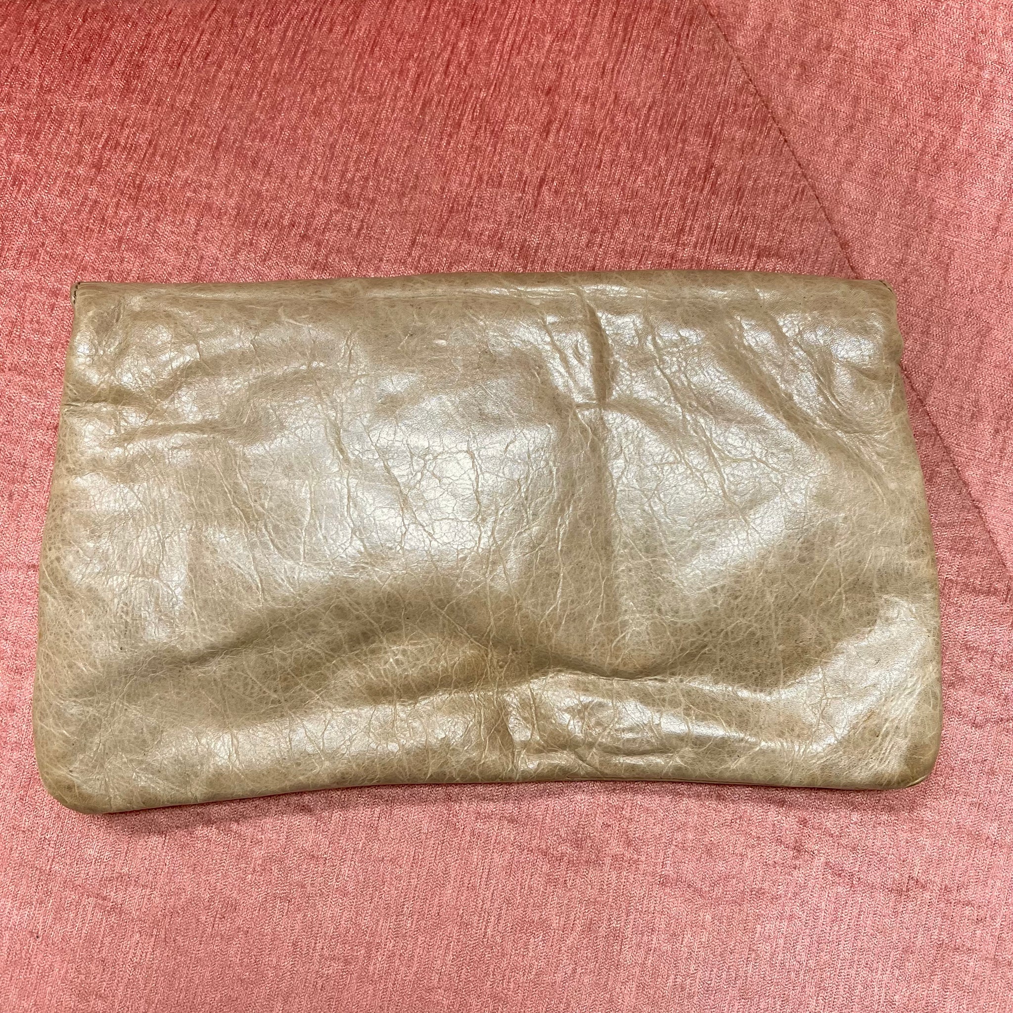 Nude balenciaga Clutch - Consignment