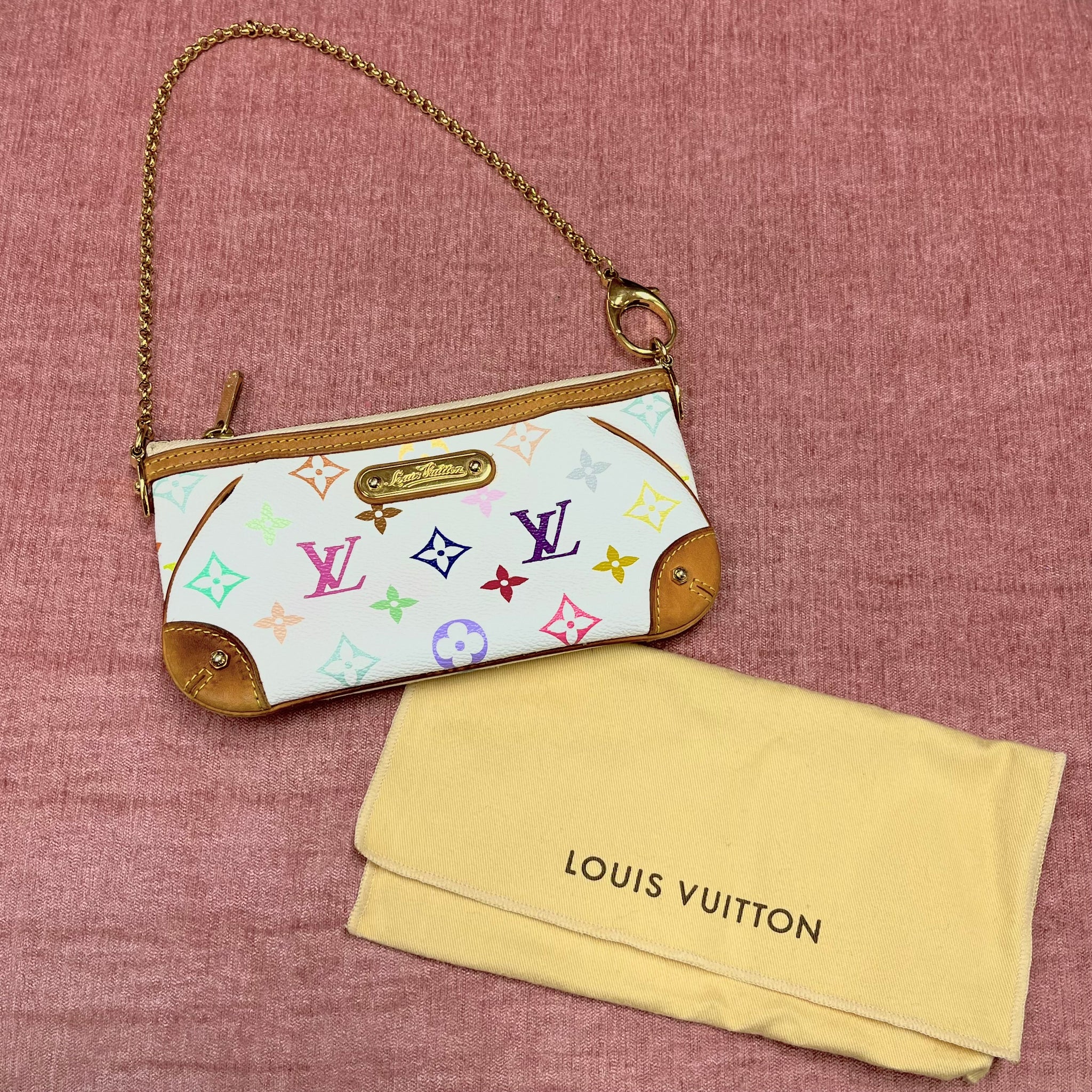 Louis Vuitton Pochette Milla - Consignment