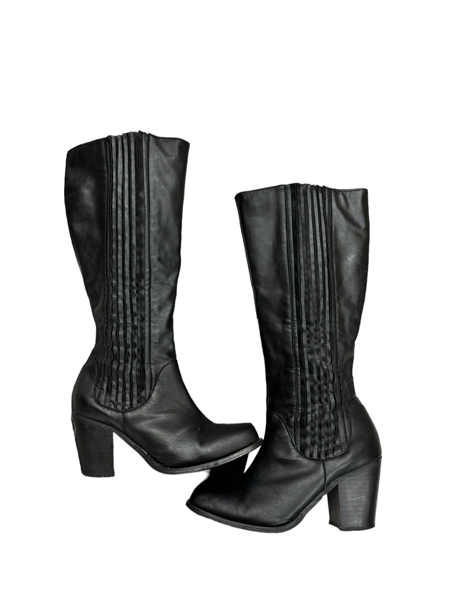 Pleated Black Boots