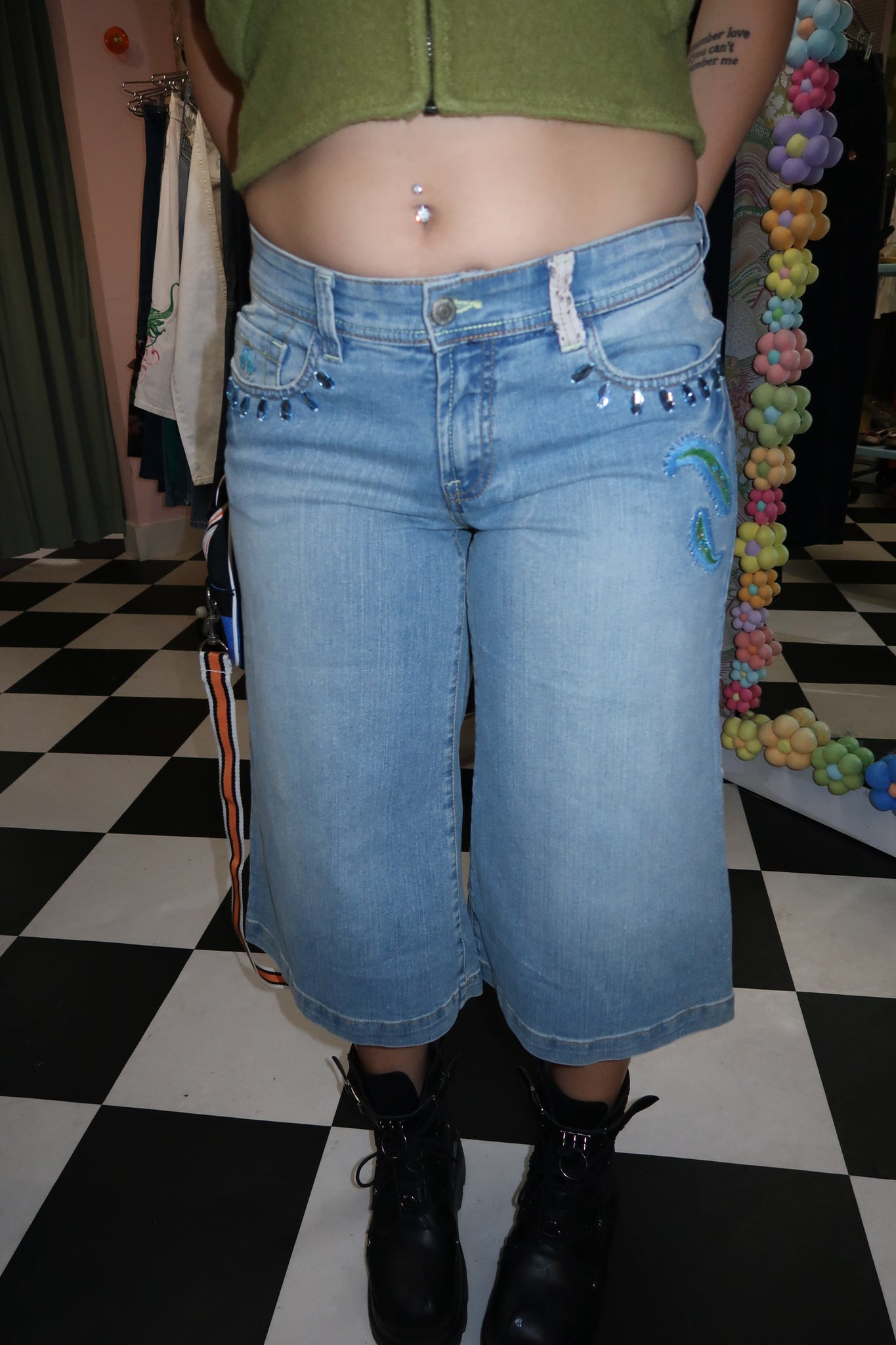 Low Waist Denim Skater Girl Jorts