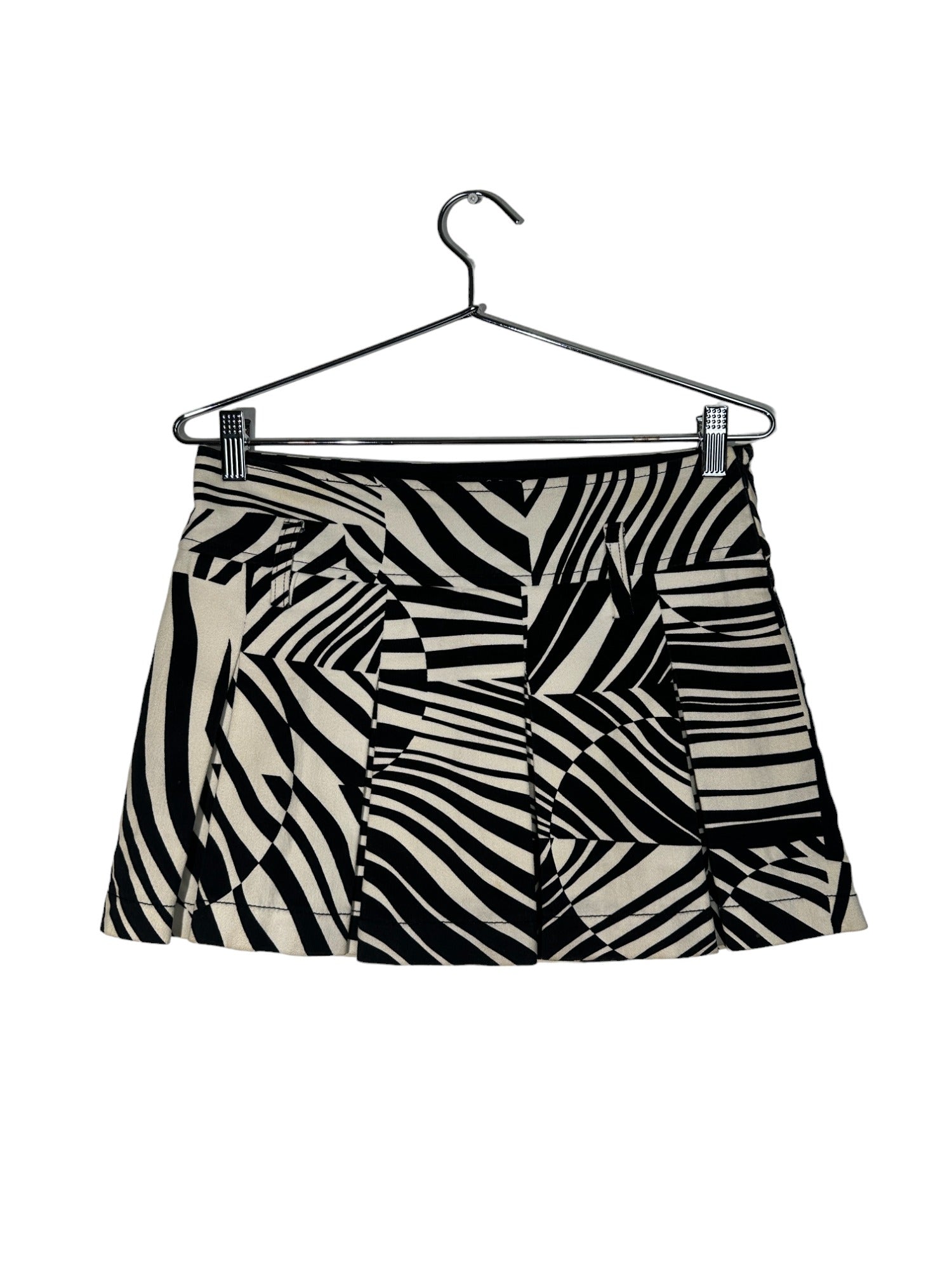 Abstract B&W Pattern Mini Skirt