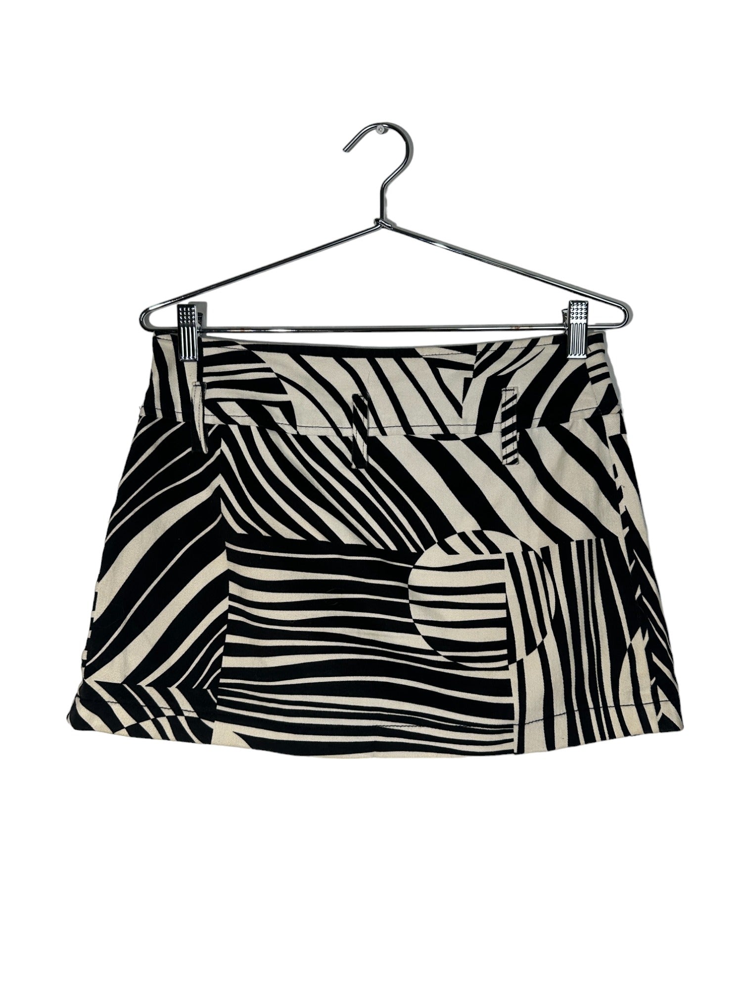 Abstract B&W Pattern Mini Skirt