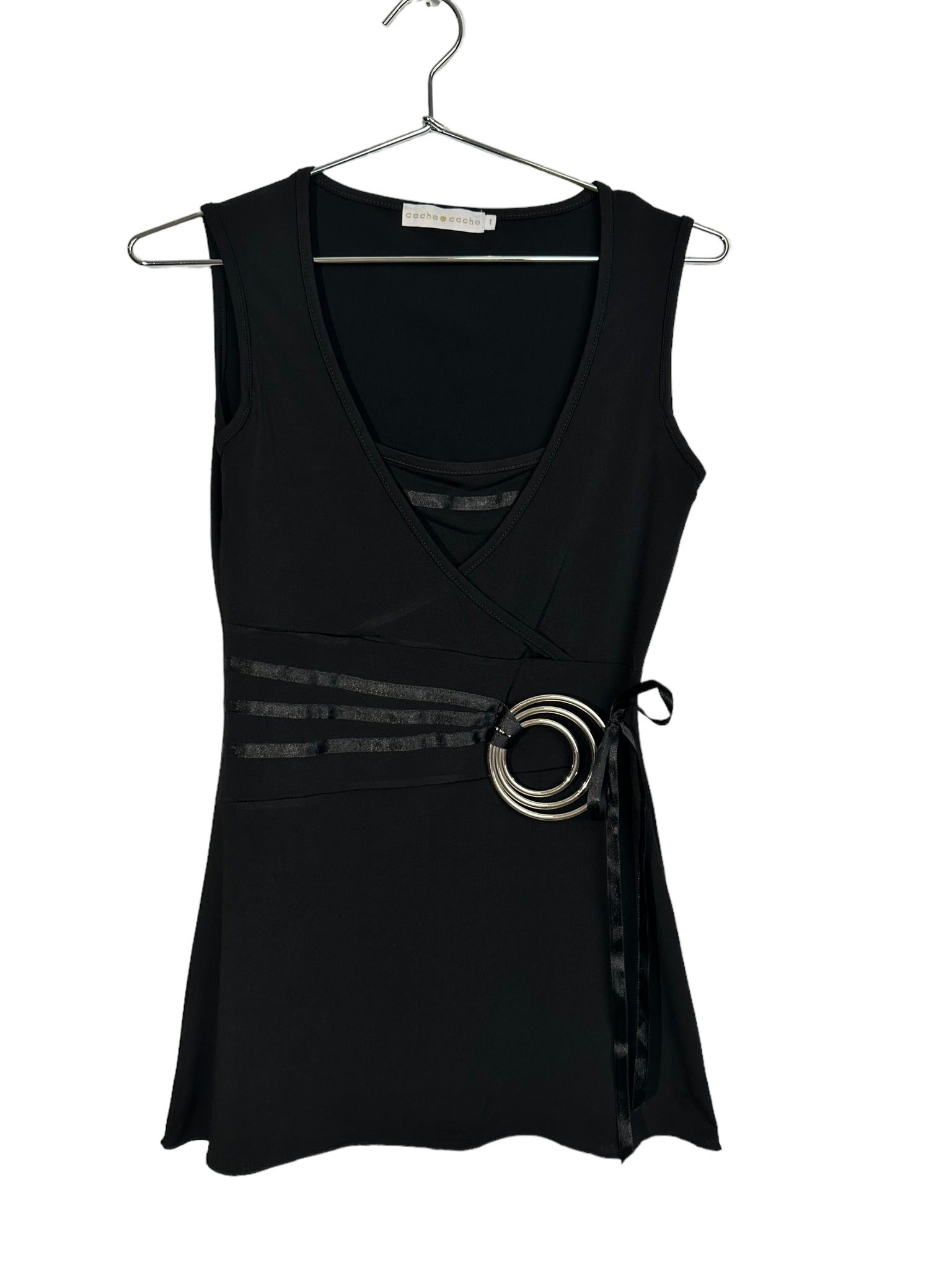 Caché Black Top With "O" Ring